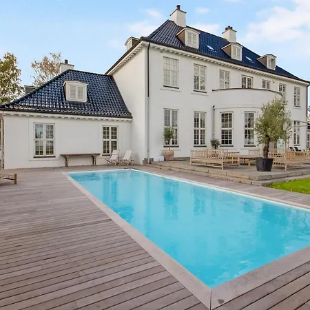 Villa Sanders Rosenlund - Luxury North Of Copenhagen Vedbaek
